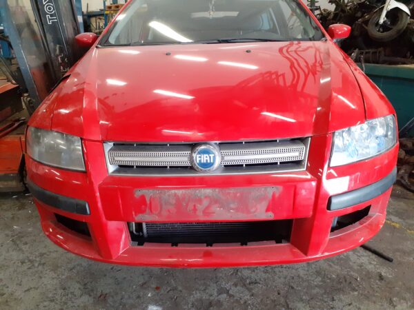 fiat_stilo_2006_parachoques